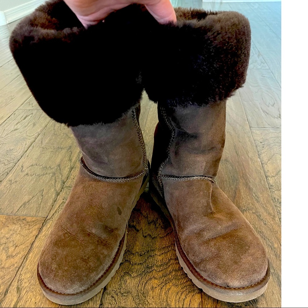 UGG Classic Tall Chocolate Brown Boot - Size 9